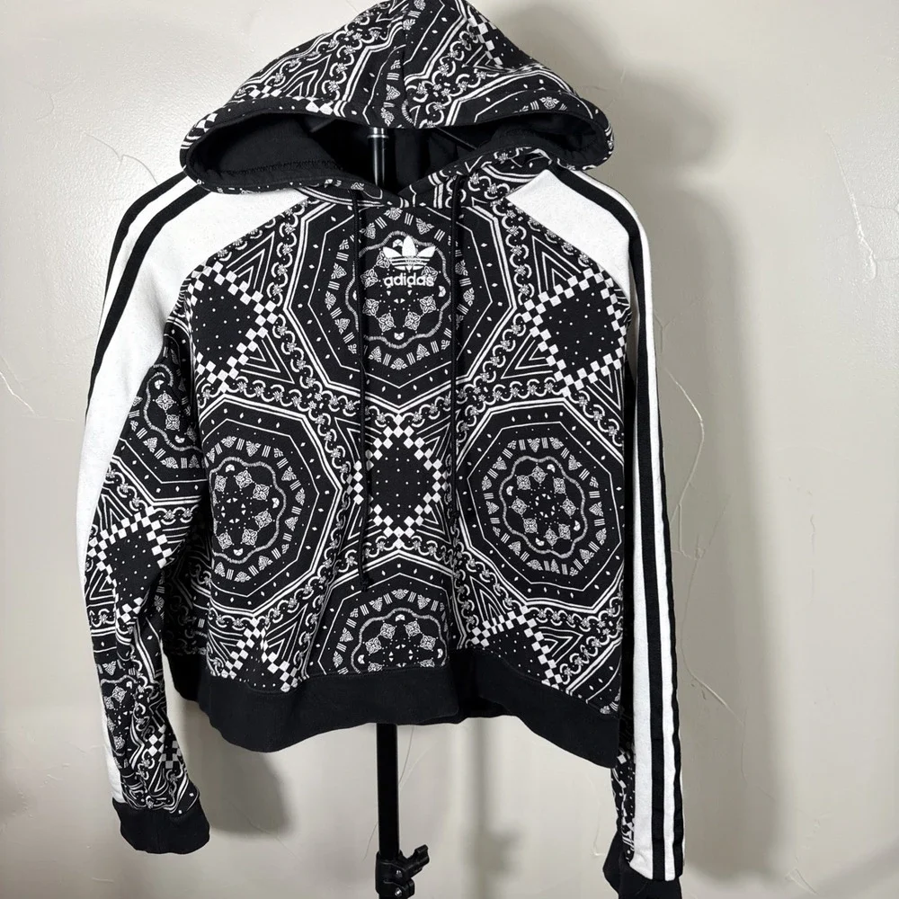 Adidas Womens Cropped Hoodie Size Small Black White Long Sleeve Pullover